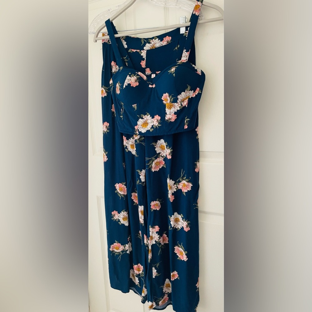 Xhilaration 2 Piece Set, Navy Blue Floral Cropped Top & Palazzo Pants Set